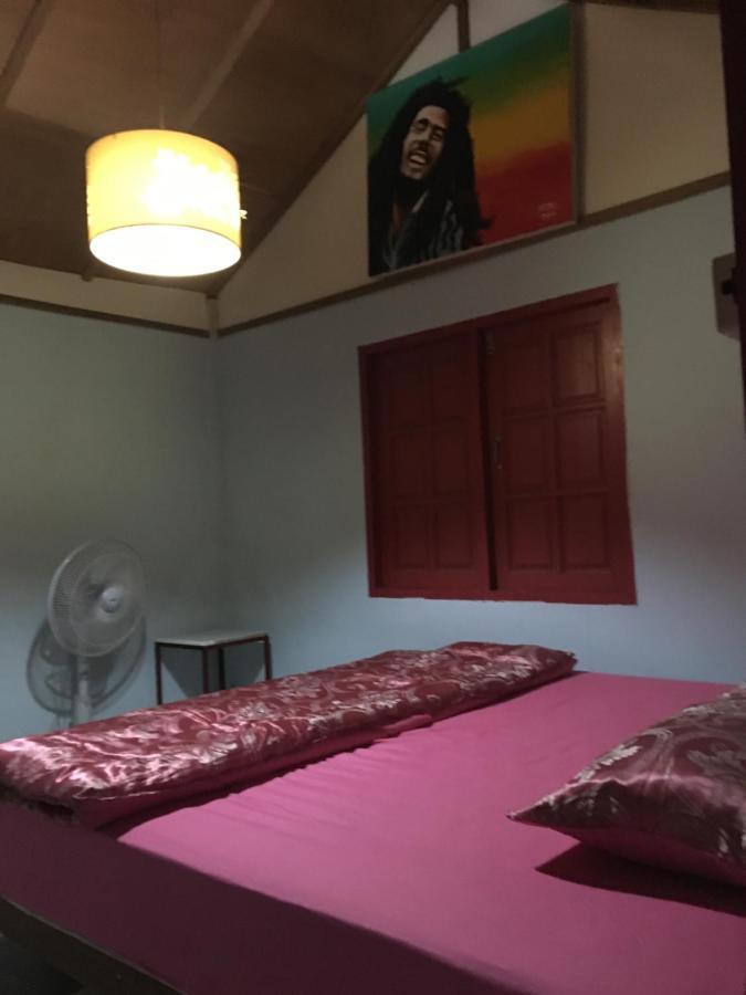 Thong Family Homestay Chiangdao Csiangdau Kültér fotó
